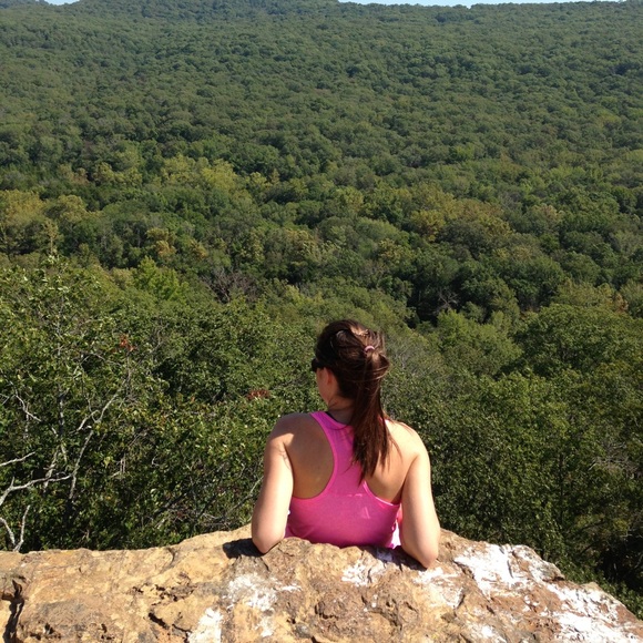 Meet your Posher, Becca - Picture 1 of 1